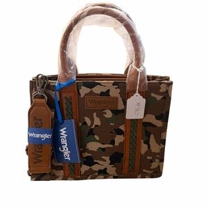 Wrangler Camo Tote with Brown Accents